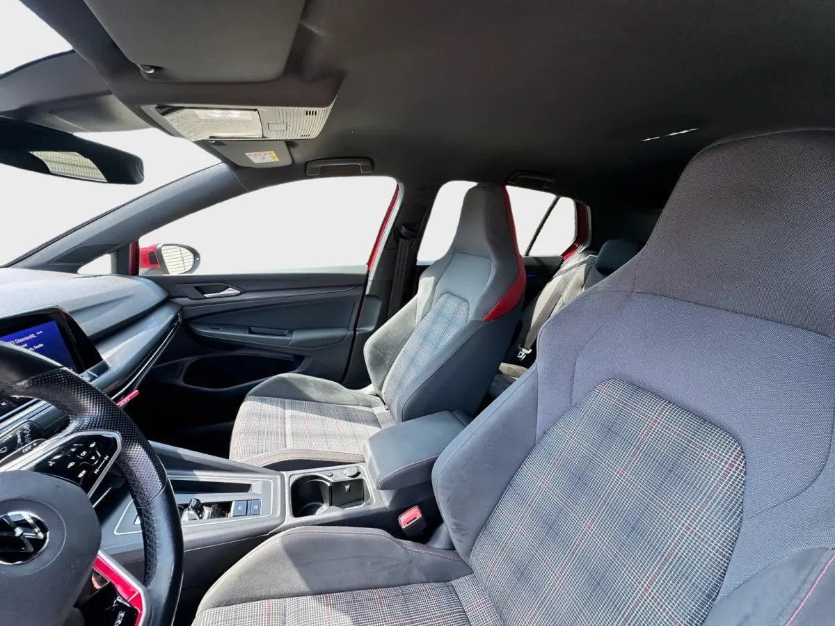 GTI 2.0 TSI DSG 245 PK Kings Red Metallic IQ.Light Discover Pro ACC Travel Assist