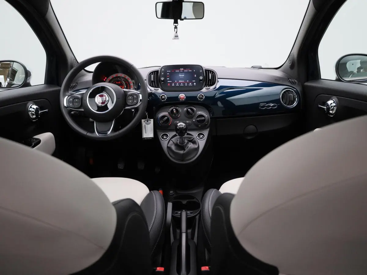 1.0 Hybrid Dolcevita | Wordt Verwacht | Apple Carplay / Android Auto | Panoramadak | Parkeersensoren | Cruise Control |