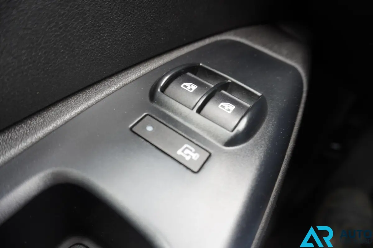 1.3 MJ L1 * Airco * Cruise control * Euro 6