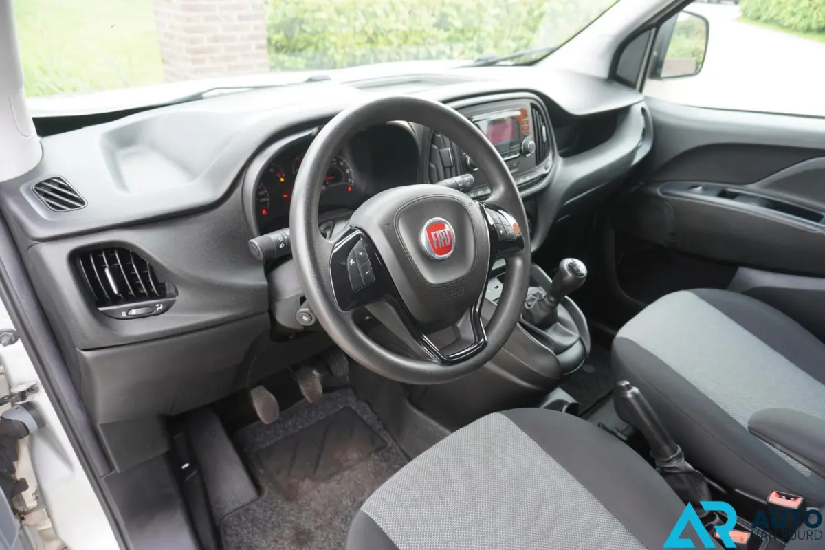 1.3 MJ L1 * Airco * Cruise control * Euro 6