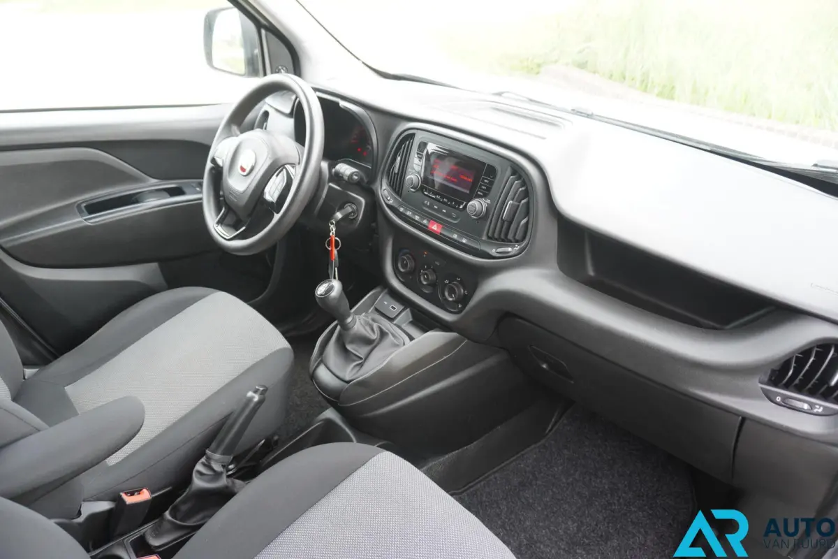 1.3 MJ L1 * Airco * Cruise control * Euro 6