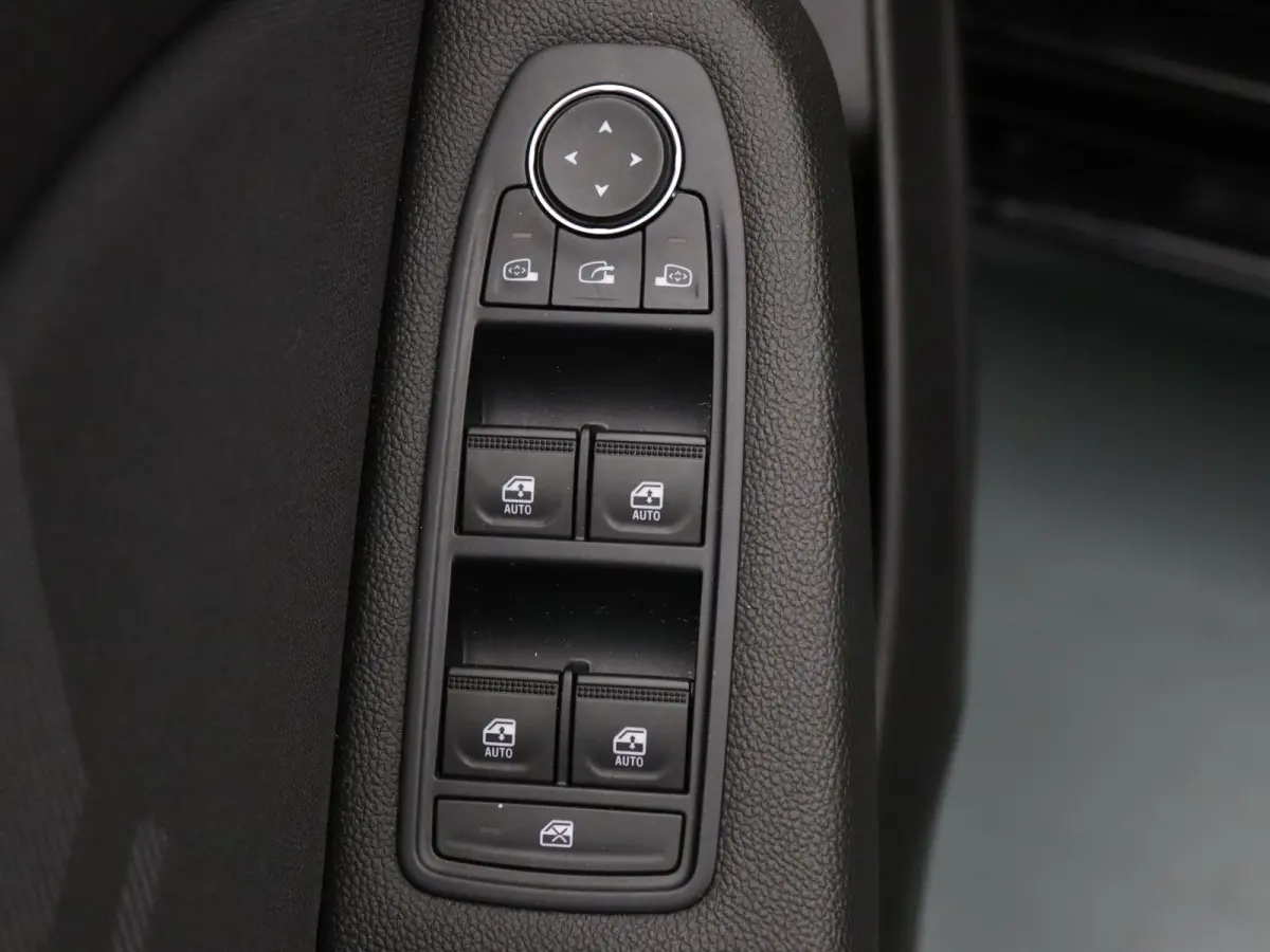 145pk E-Tech Full Hybrid esprit Alpine Apple Carplay/Android Auto | Climate