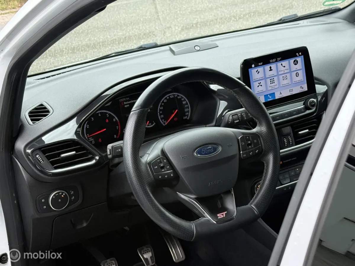 1.5 EcoBoost ST-3 200 PK|Maxton|Milltek|Sparco