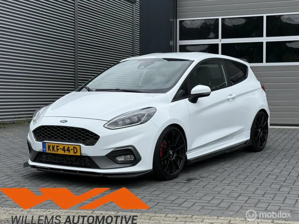 1.5 EcoBoost ST-3 200 PK|Maxton|Milltek|Sparco