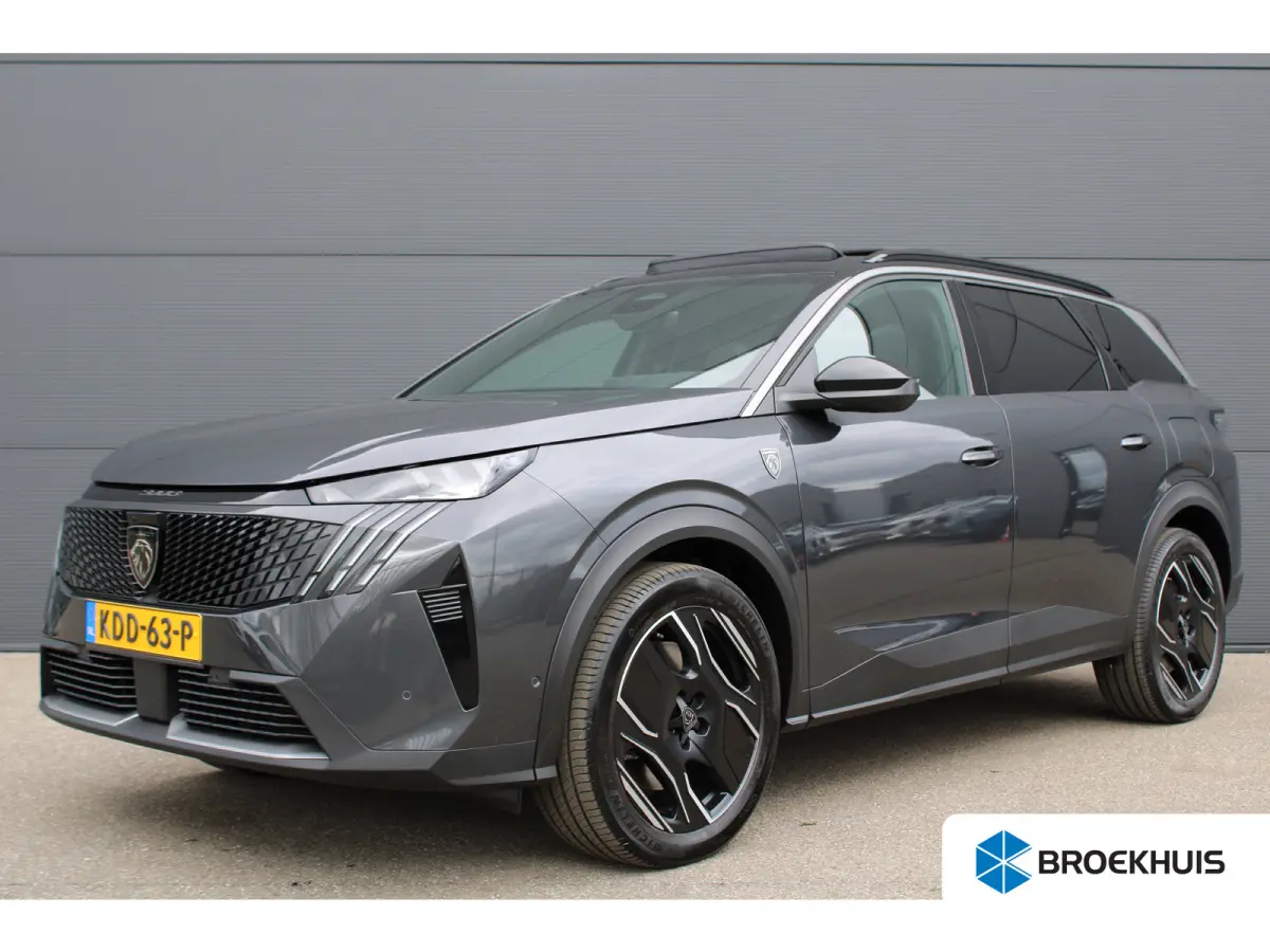 1.6 Plug-in Hybrid 195 GT Exclusive | Panorama/schuifdak | Lederen bekleding | Massage | Stoelverwarming | 19 Inch |