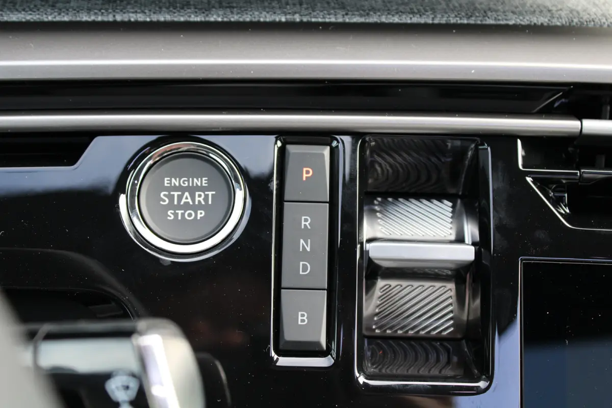 1.6 plug-in Hybrid 225 GT Exclusive | Panorama/schuifdak | Lederen bekleding | Massage | Stoelverwarming | 20 Inch |