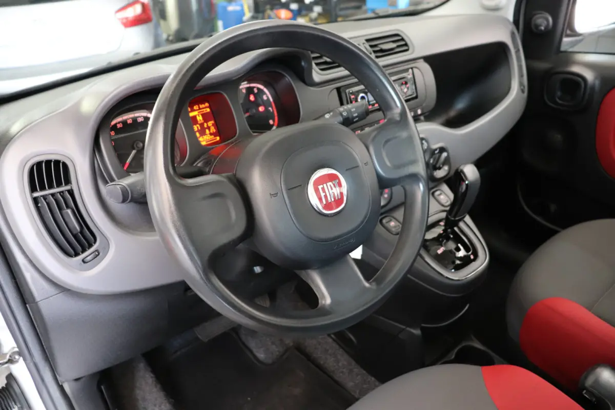0.9 TwinAir Edizione Cool Automaat. Airco.