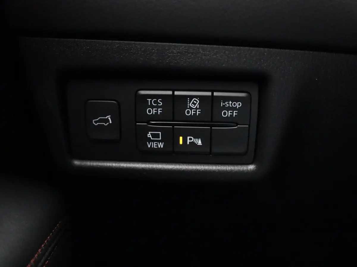 2.0 e-SkyActiv-G M Hybrid 165 Homura | TREKHAAK | ELEK.STOEL | BOSE | LEDER | STOEL-STUUR VERWARMING | CAMERA |