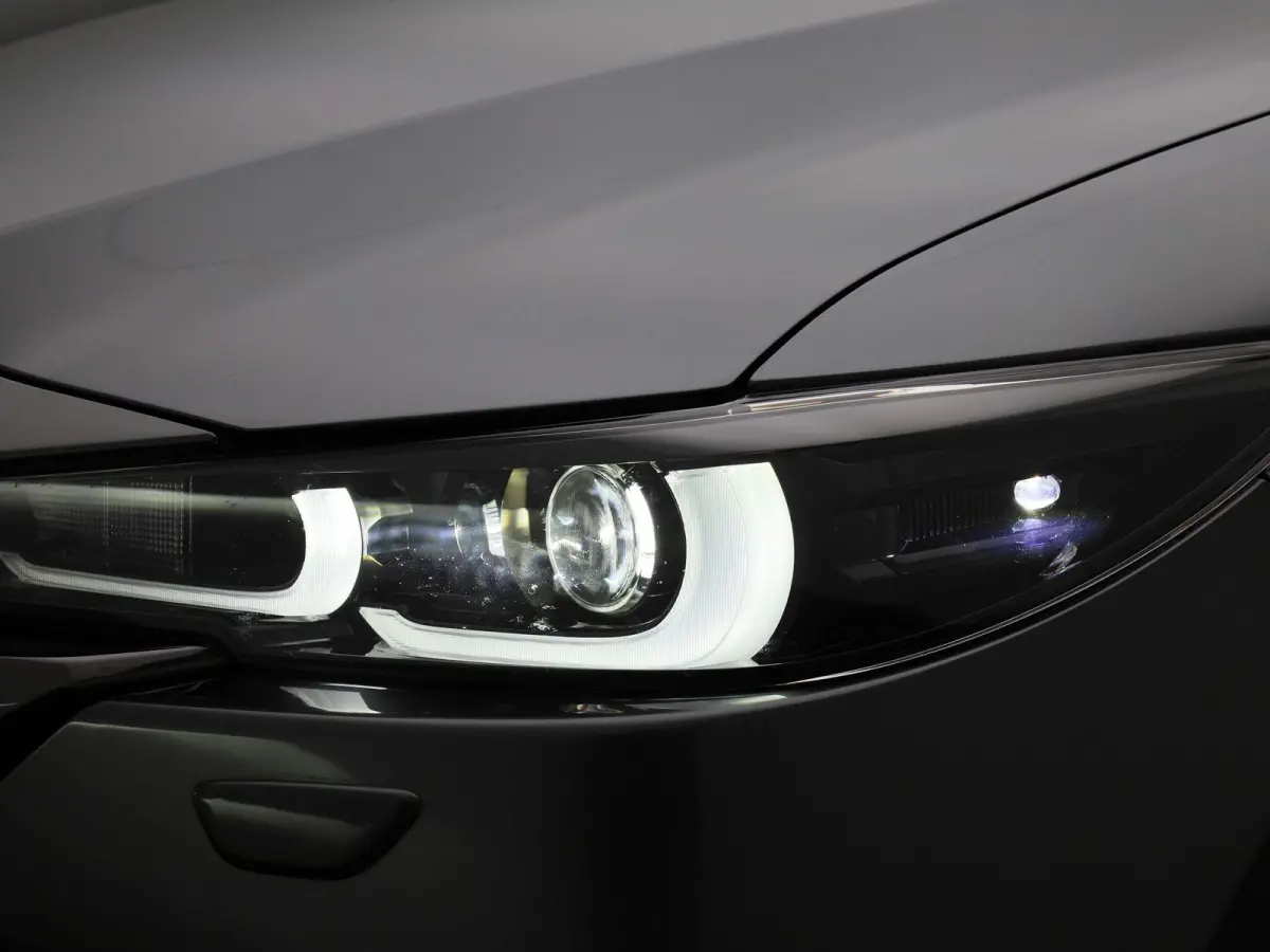 2.0 e-SkyActiv-G M Hybrid 165 Homura | TREKHAAK | ELEK.STOEL | BOSE | LEDER | STOEL-STUUR VERWARMING | CAMERA |