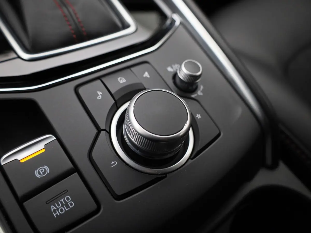 2.0 e-SkyActiv-G M Hybrid 165 Homura | TREKHAAK | ELEK.STOEL | BOSE | LEDER | STOEL-STUUR VERWARMING | CAMERA |