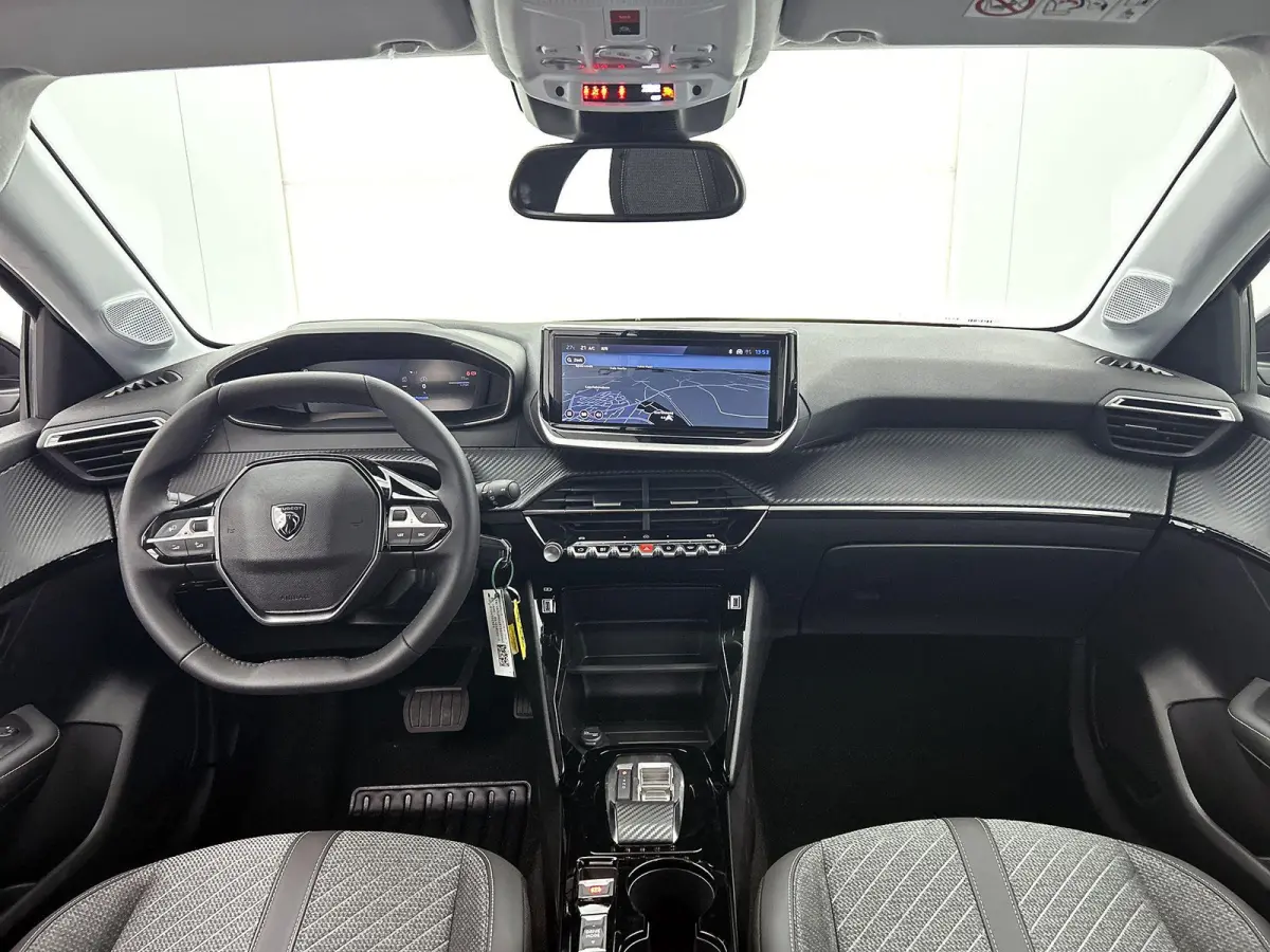 Allure 110pk Hybrid Automaat | Navigatie | 360 camera | Cruise control adaptief | Apple Carplay en Android auto draadloos