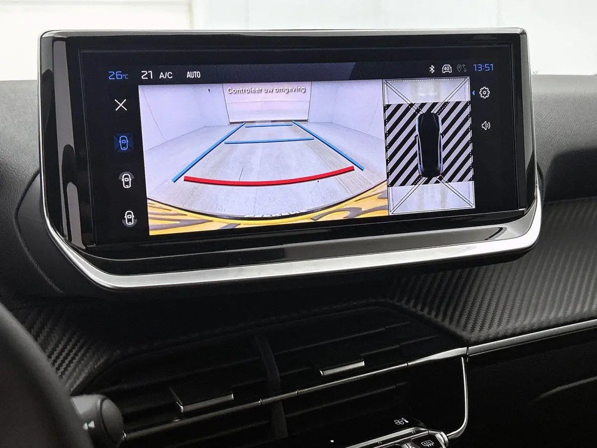 Allure 110pk Hybrid Automaat | Navigatie | 360 camera | Cruise control adaptief | Apple Carplay en Android auto draadloos