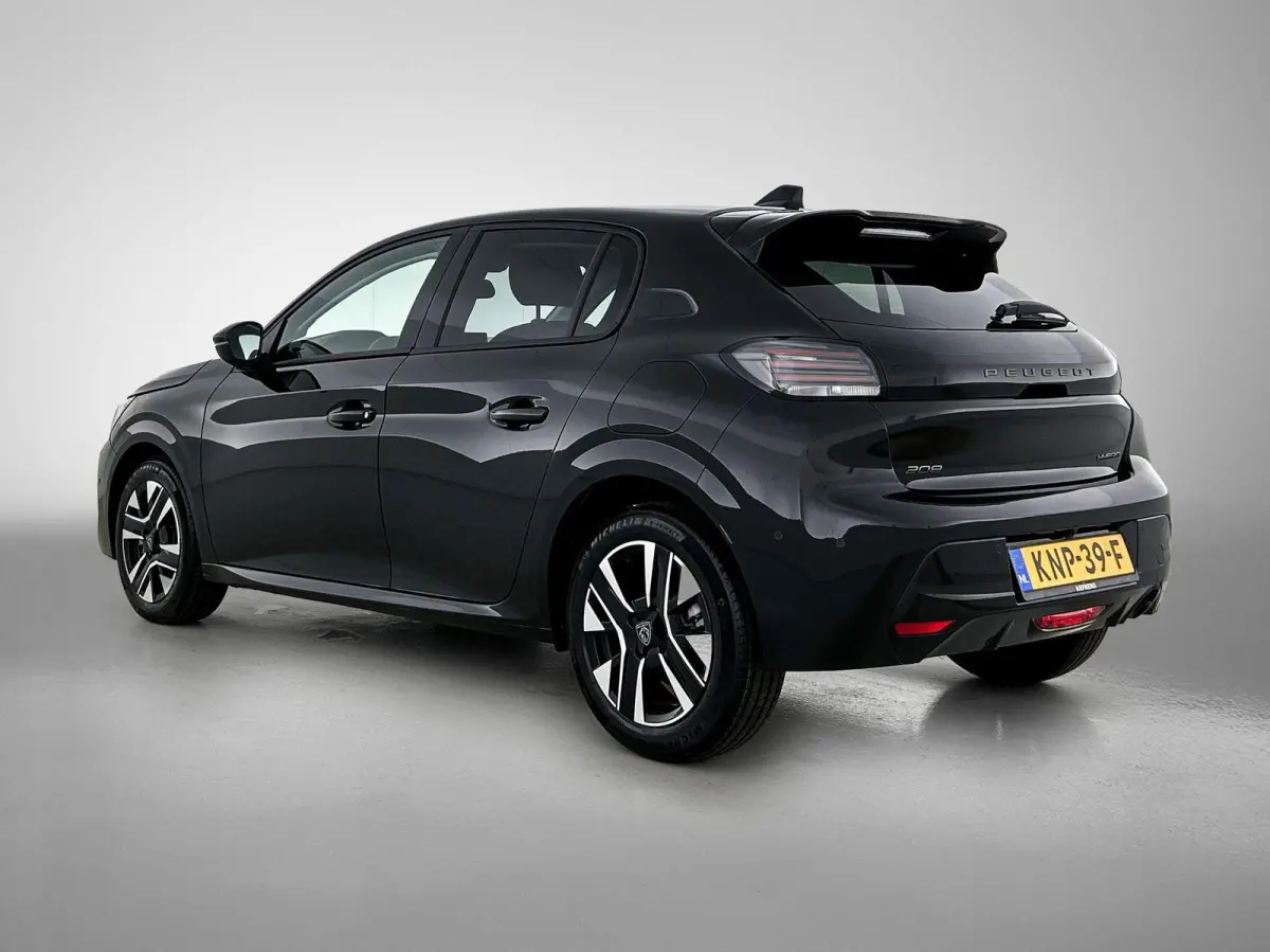 Allure 110pk Hybrid Automaat | Navigatie | 360 camera | Cruise control adaptief | Apple Carplay en Android auto draadloos