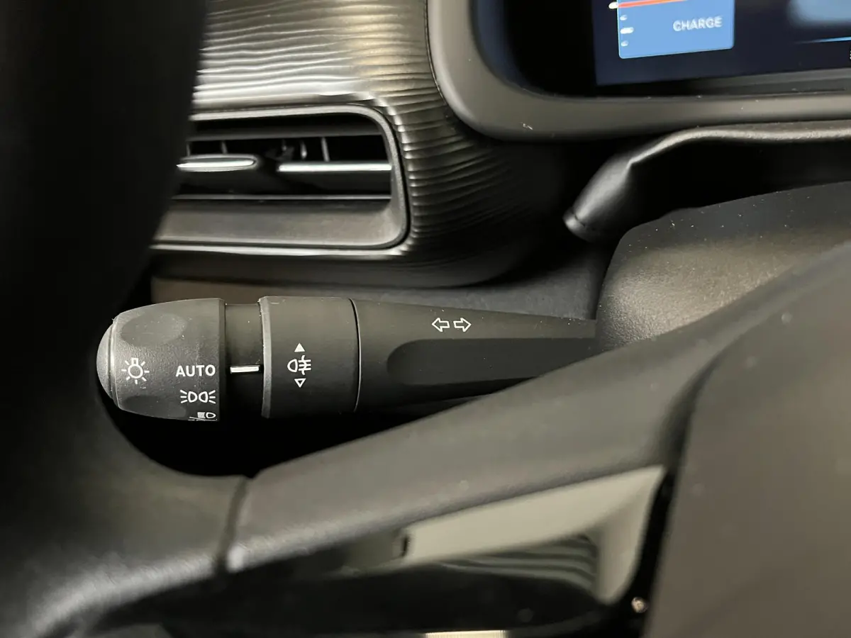 Longitude 54 kWh Navigatie Apple Carplay/ Android Auto Parkeersensor achter Cruise Control Stoelverwarming Full LED Virtual Cockpit Climate Control