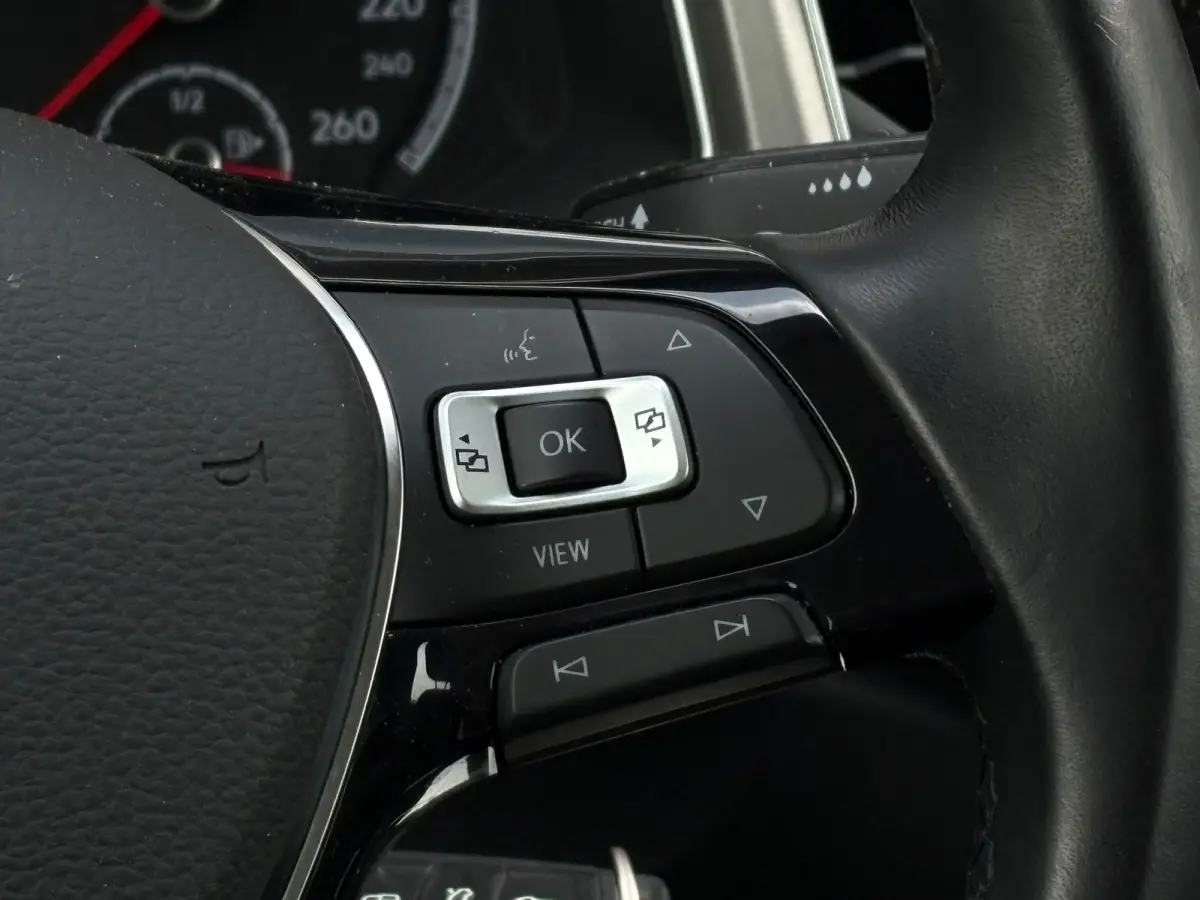 1.0 TSI 110 pk Style | Parkeersensoren | Navigatie | Cruise control adaptief |