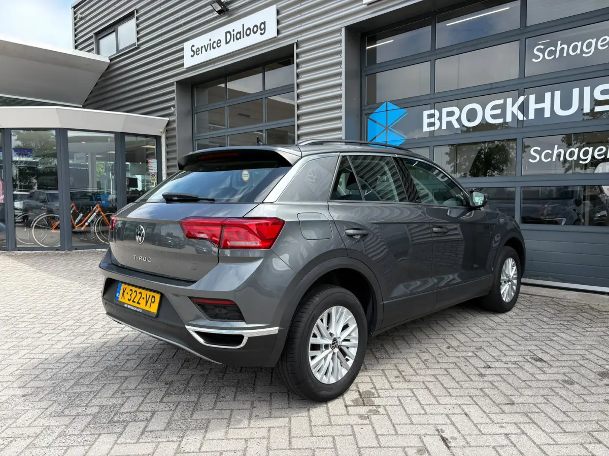 1.0 TSI 110 pk Style | Parkeersensoren | Navigatie | Cruise control adaptief |