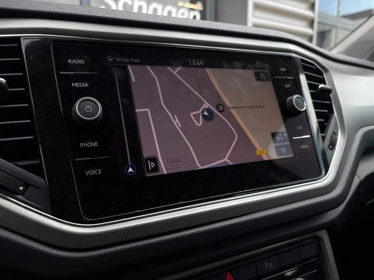 1.0 TSI 110 pk Style | Parkeersensoren | Navigatie | Cruise control adaptief |
