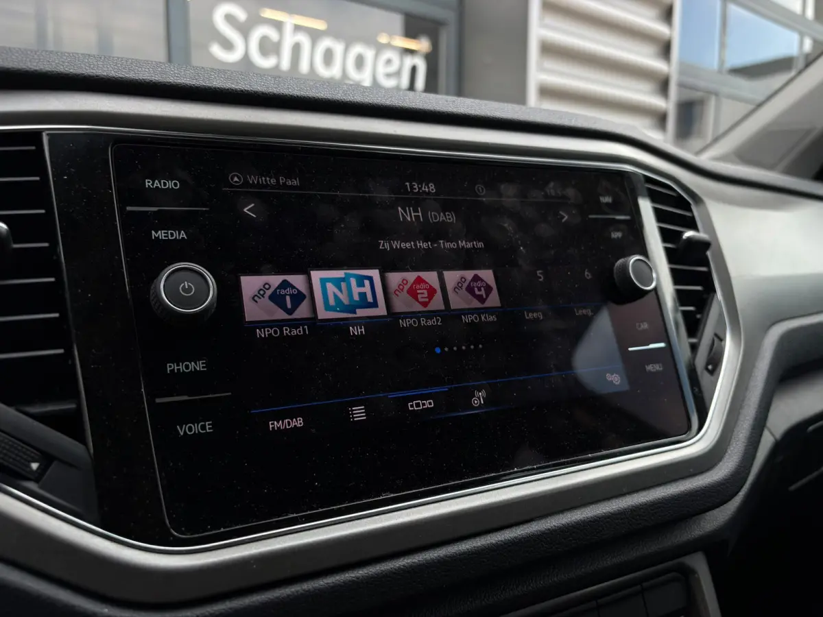 1.0 TSI 110 pk Style | Parkeersensoren | Navigatie | Cruise control adaptief |
