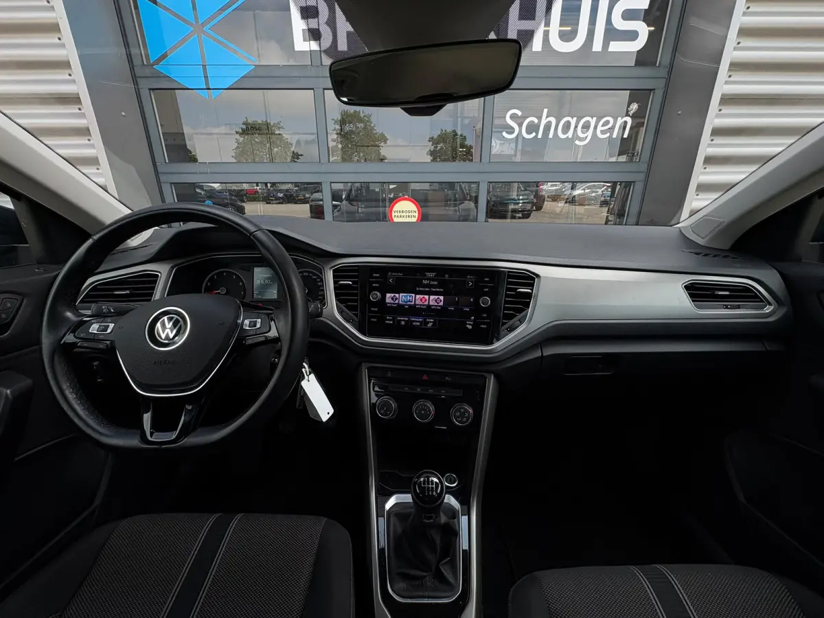 1.0 TSI 110 pk Style | Parkeersensoren | Navigatie | Cruise control adaptief |