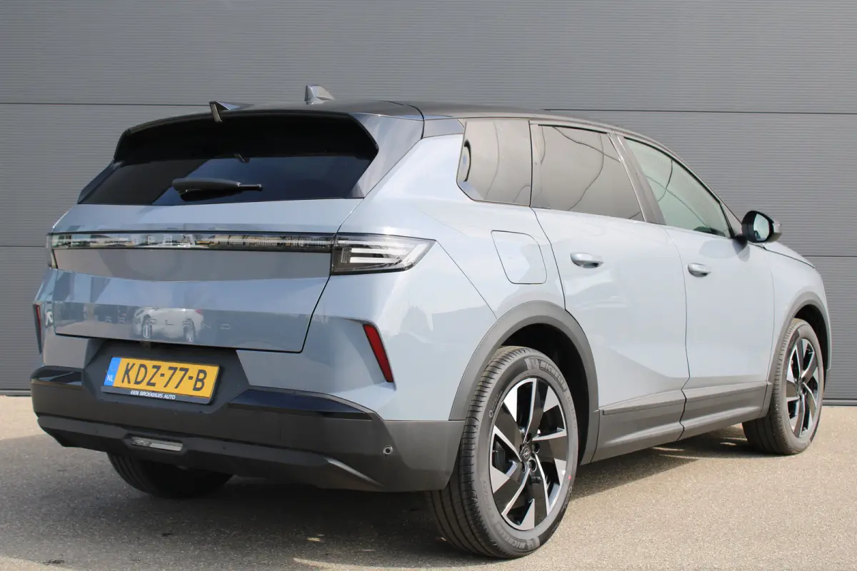 1.2 Turbo Hybrid GS | Automaat | Navigatie | Camera voor + achter | Stoelverwarming | Apple carplay |