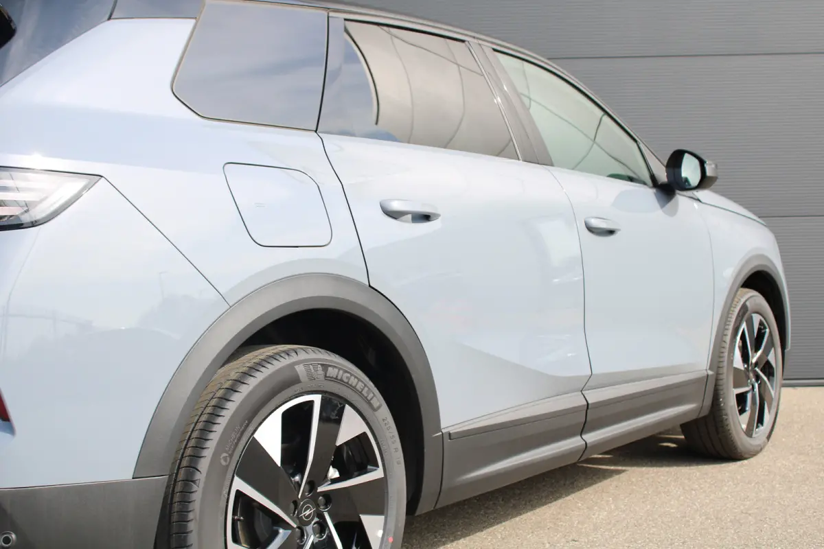 1.2 Turbo Hybrid GS | Automaat | Navigatie | Camera voor + achter | Stoelverwarming | Apple carplay |