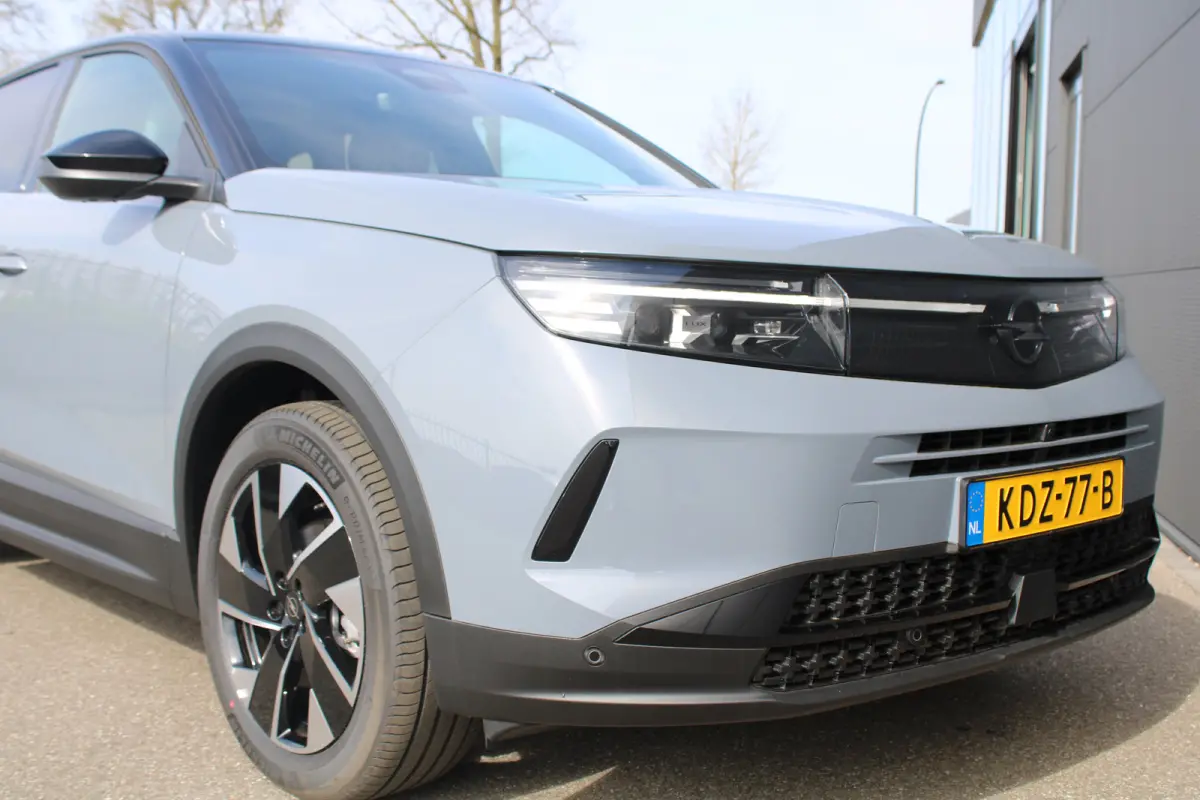 1.2 Turbo Hybrid GS | Automaat | Navigatie | Camera voor + achter | Stoelverwarming | Apple carplay |