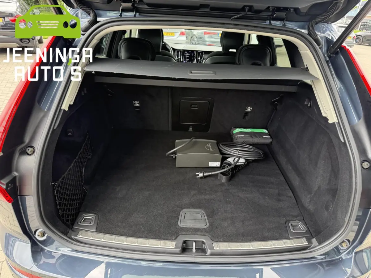2.0 T6 Plug-in hybrid AWD Inscription|LongRange|Pano|Camera|AppleCarPlay