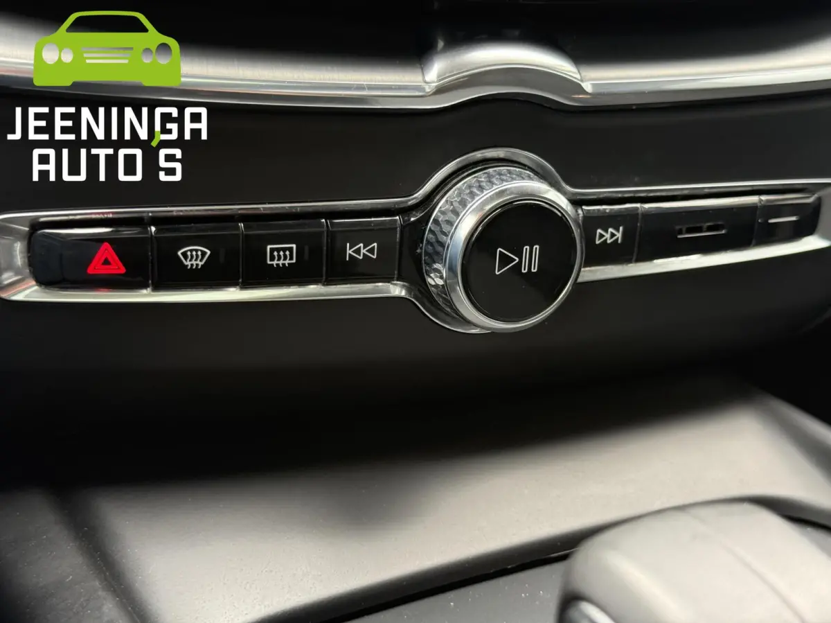 2.0 T6 Plug-in hybrid AWD Inscription|LongRange|Pano|Camera|AppleCarPlay