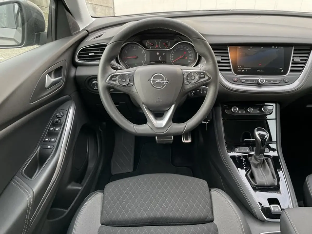 1.2 Turbo Elegance Automaat met Navi/Camera, Winterpakket, 18inch, AGR