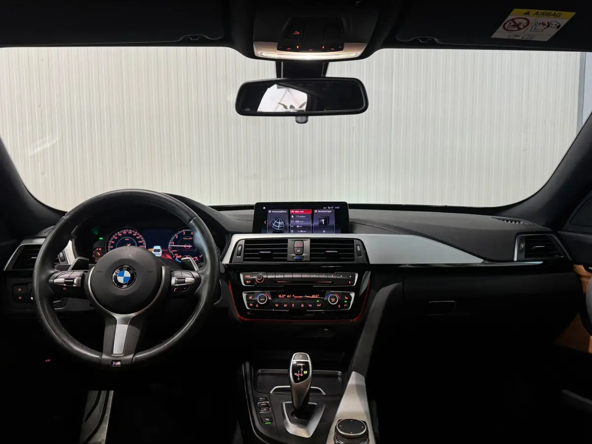 320i High Executive Edition | NAP | M-SPORT | SHADOW LINE