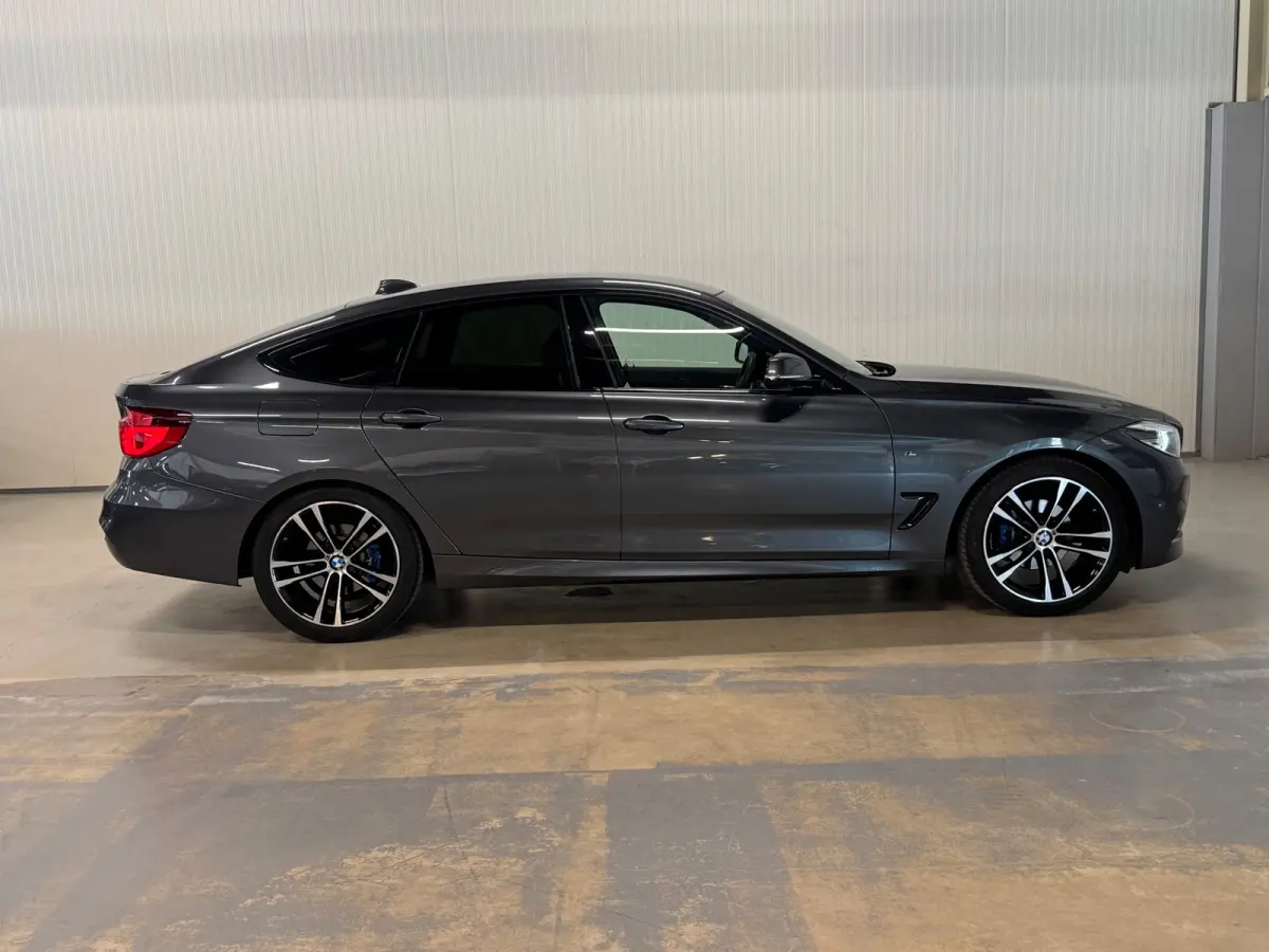 320i High Executive Edition | NAP | M-SPORT | SHADOW LINE