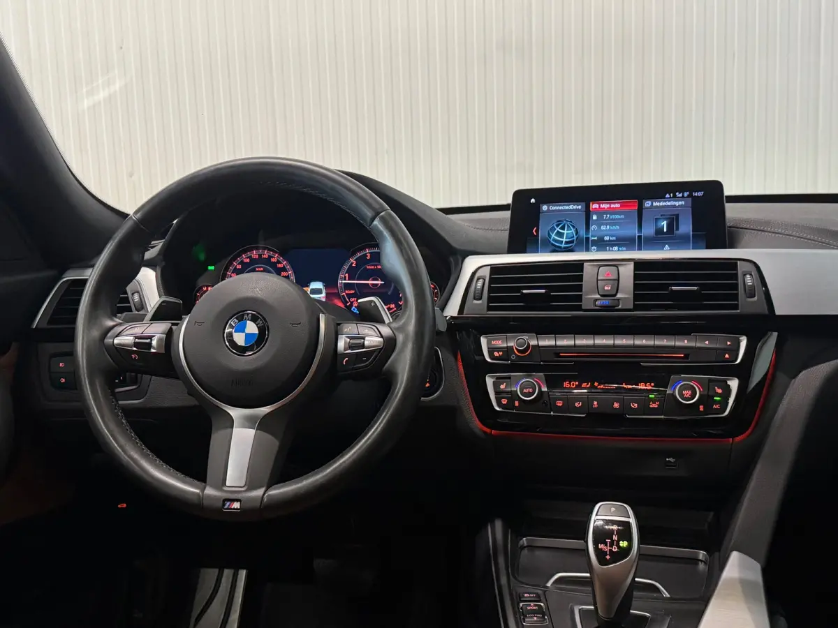 320i High Executive Edition | NAP | M-SPORT | SHADOW LINE