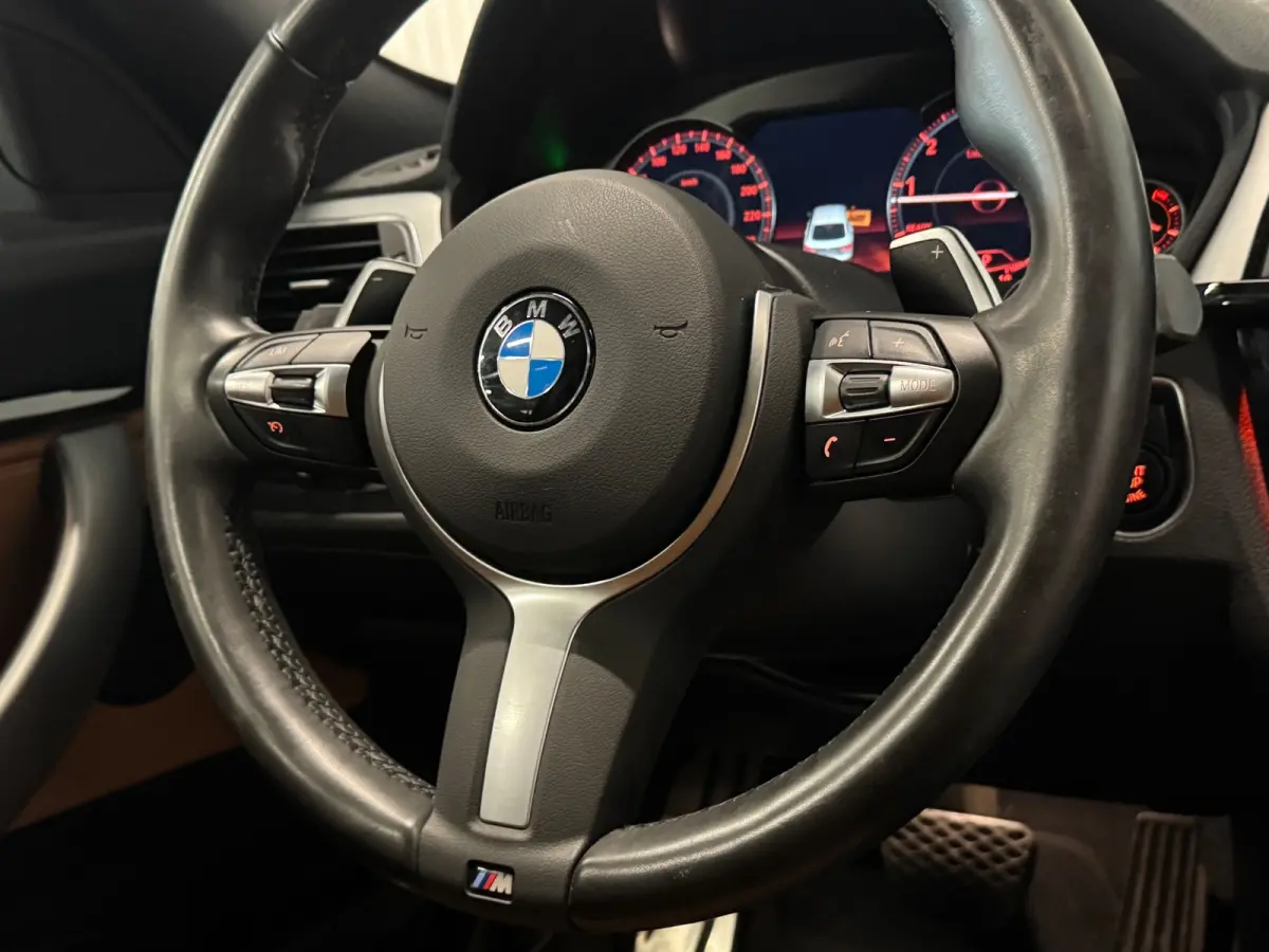 320i High Executive Edition | NAP | M-SPORT | SHADOW LINE