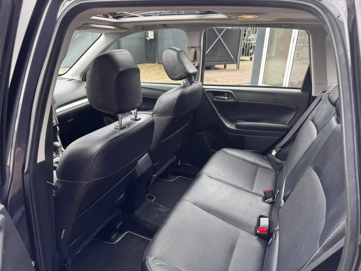 2.0 Executive 4WD | Trekhaak | 2000KG Trekgewicht | Panoramadak | NL-Auto | Leder + Stoelverwarming | Camera