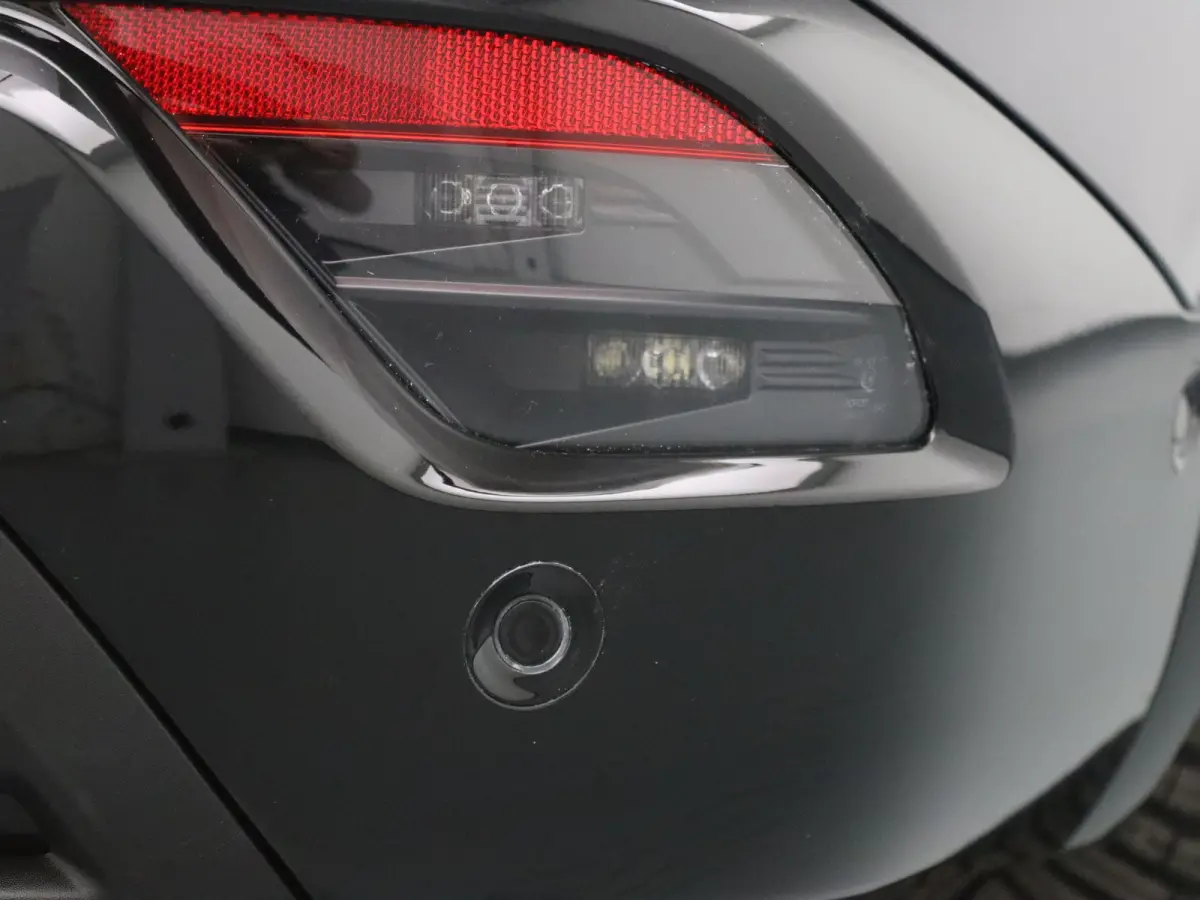 E-Tech full hybrid techno 200pk Camera | Adapt. Cruise | Parkeersens. v+a | Stoel-/stuur-/voorruitverw.