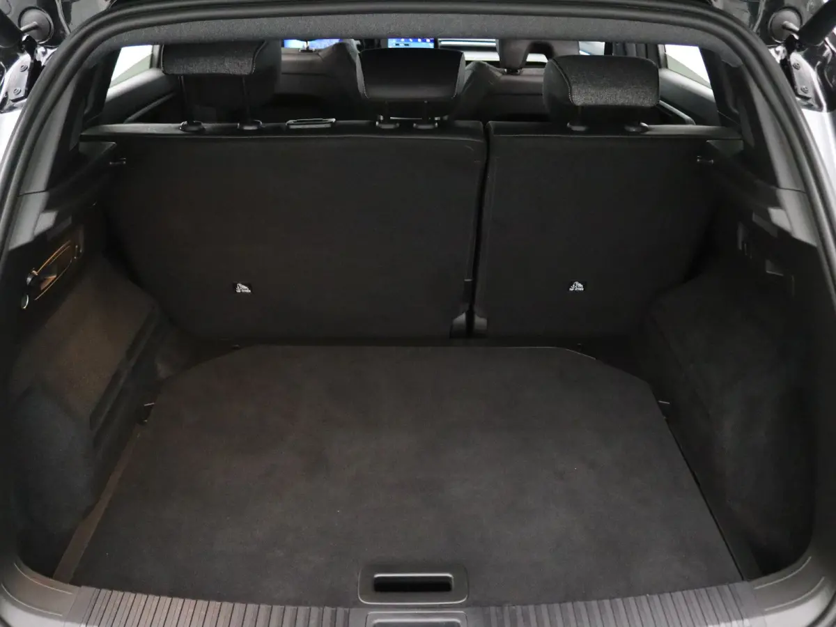 E-Tech full hybrid techno 200pk Camera | Adapt. Cruise | Parkeersens. v+a | Stoel-/stuur-/voorruitverw.