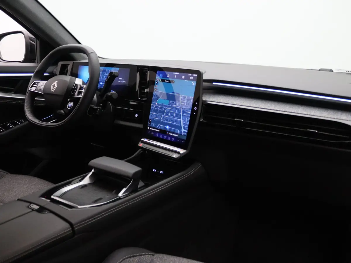 E-Tech full hybrid techno 200pk Camera | Adapt. Cruise | Parkeersens. v+a | Stoel-/stuur-/voorruitverw.