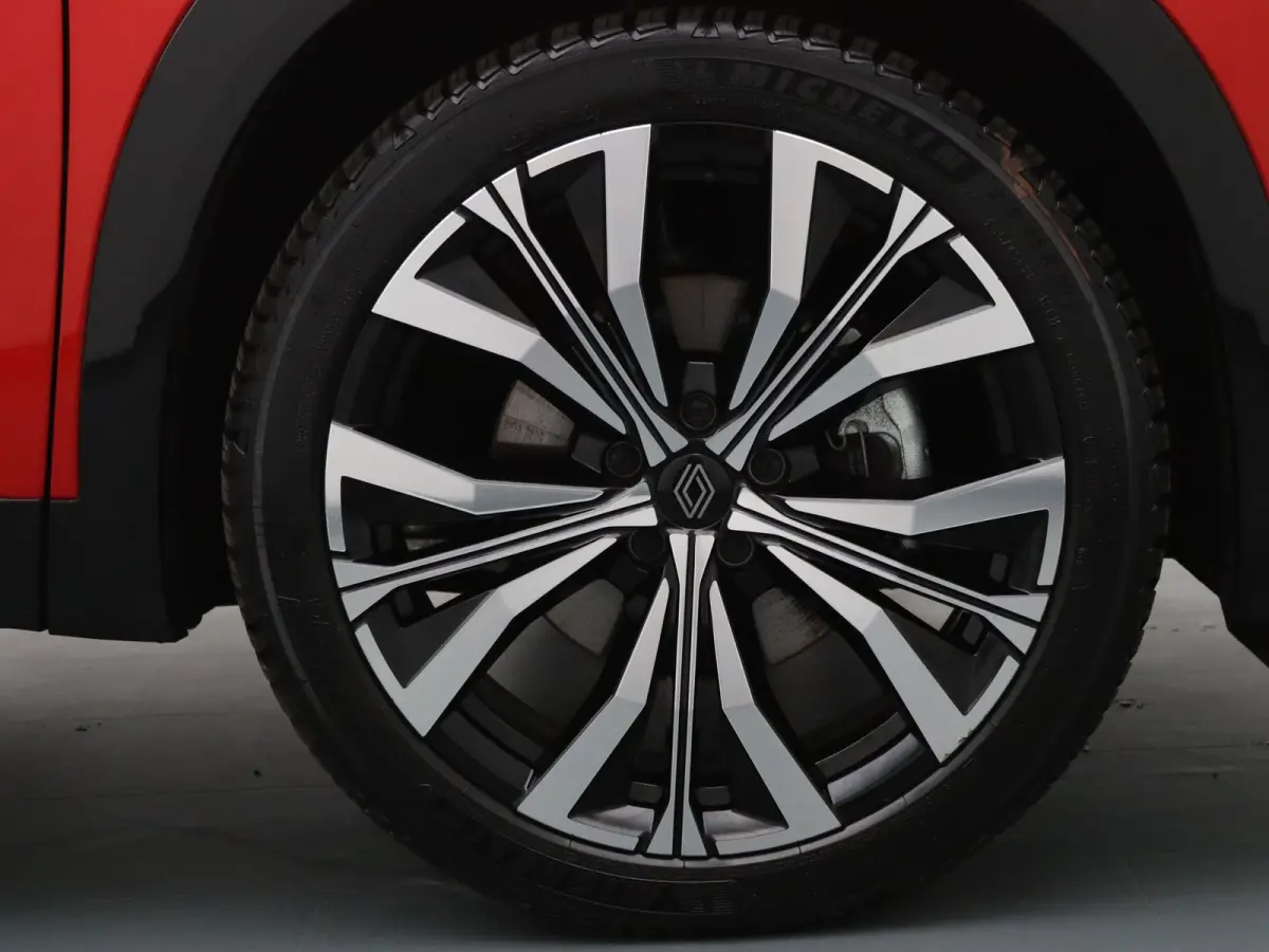 E-Tech full hybrid 200pk techno Stuur verwarmd | verwarmde voorruit