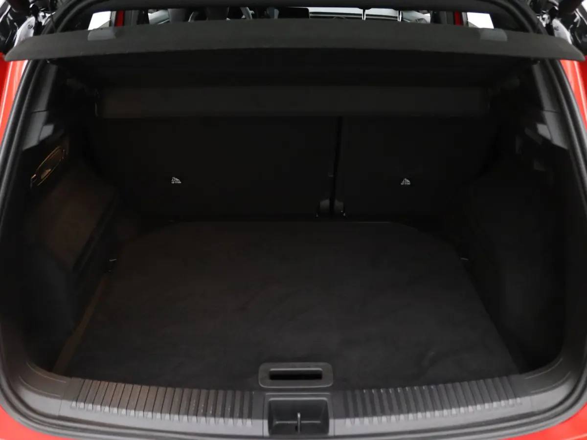 E-Tech full hybrid 200pk techno Stuur verwarmd | verwarmde voorruit