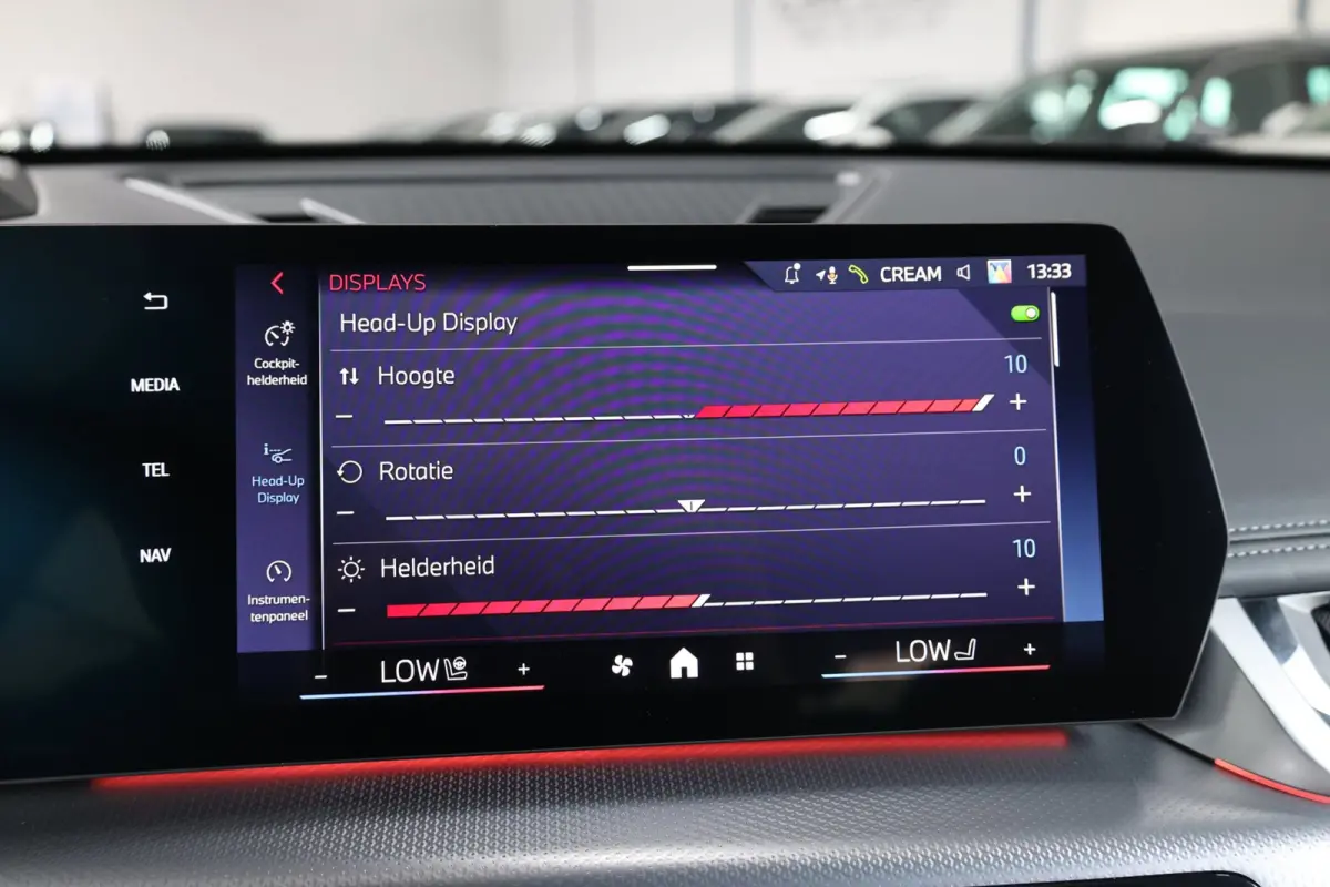 M35i 301+PK FULL/LASER/VIRTUAL/SFEER/HUD/PANO/LEER+S.VERWARMING+MEMORY/360/20" LMV/ACC/ECC/FABRIEKSGARANTIE!