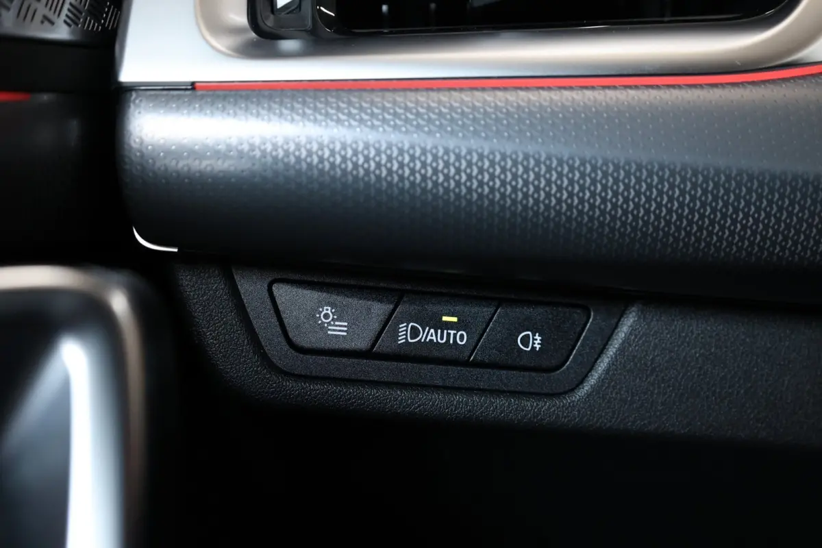 M35i 301+PK FULL/LASER/VIRTUAL/SFEER/HUD/PANO/LEER+S.VERWARMING+MEMORY/360/20" LMV/ACC/ECC/FABRIEKSGARANTIE!