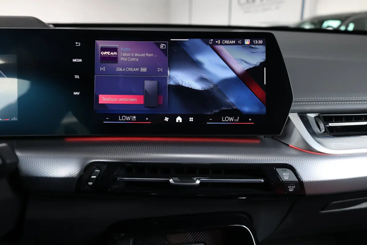 M35i 301+PK FULL/LASER/VIRTUAL/SFEER/HUD/PANO/LEER+S.VERWARMING+MEMORY/360/20" LMV/ACC/ECC/FABRIEKSGARANTIE!