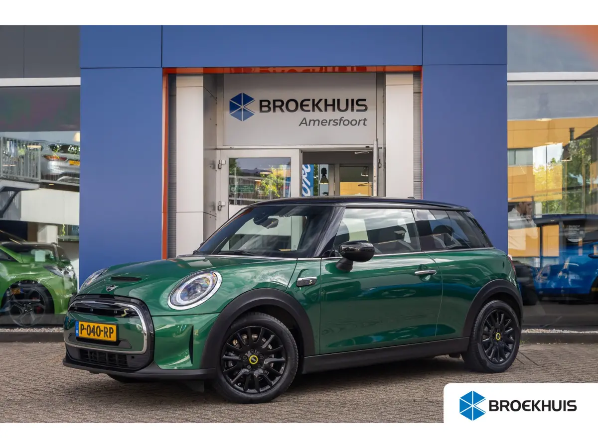 Business Edition 33 kWh | Apple Carplay/Android Auto | Keyless start | Stof/kunstlederen bekleding | Navigatiesysteem | Apple Carplay/Android Auto|telefoonintegratie premium | Extra getint g