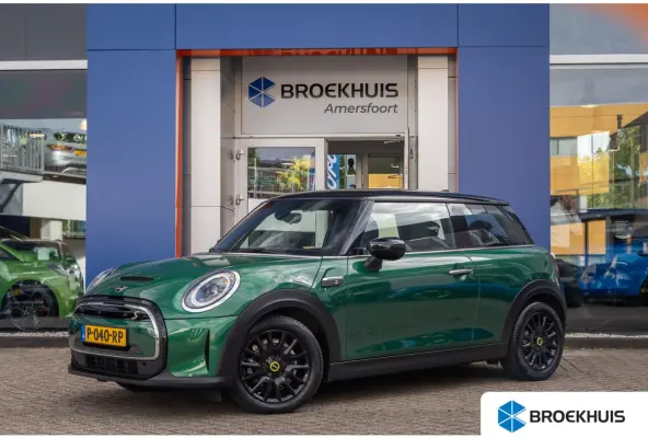 Business Edition 33 kWh | Apple Carplay/Android Auto | Keyless start | Stof/kunstlederen bekleding | Navigatiesysteem | Apple Carplay/Android Auto|telefoonintegratie premium | Extra getint g