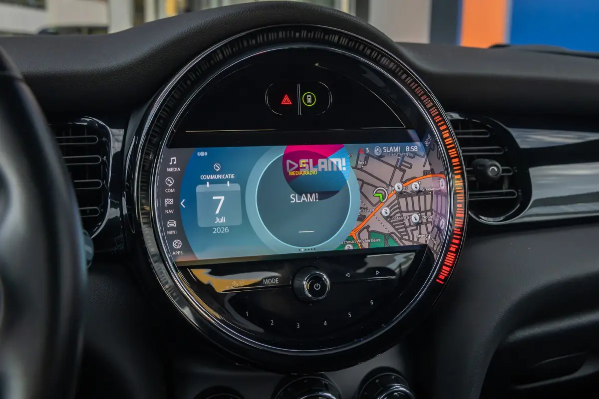 Business Edition 33 kWh | Apple Carplay/Android Auto | Keyless start | Stof/kunstlederen bekleding | Navigatiesysteem | Apple Carplay/Android Auto|telefoonintegratie premium | Extra getint g