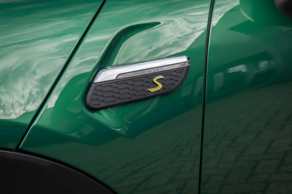 Business Edition 33 kWh | Apple Carplay/Android Auto | Keyless start | Stof/kunstlederen bekleding | Navigatiesysteem | Apple Carplay/Android Auto|telefoonintegratie premium | Extra getint g