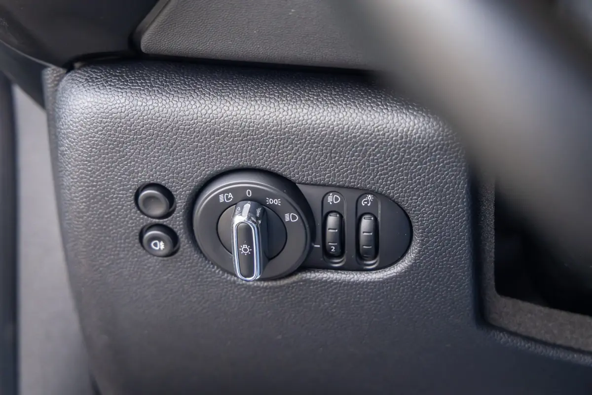 Business Edition 33 kWh | Apple Carplay/Android Auto | Keyless start | Stof/kunstlederen bekleding | Navigatiesysteem | Apple Carplay/Android Auto|telefoonintegratie premium | Extra getint g