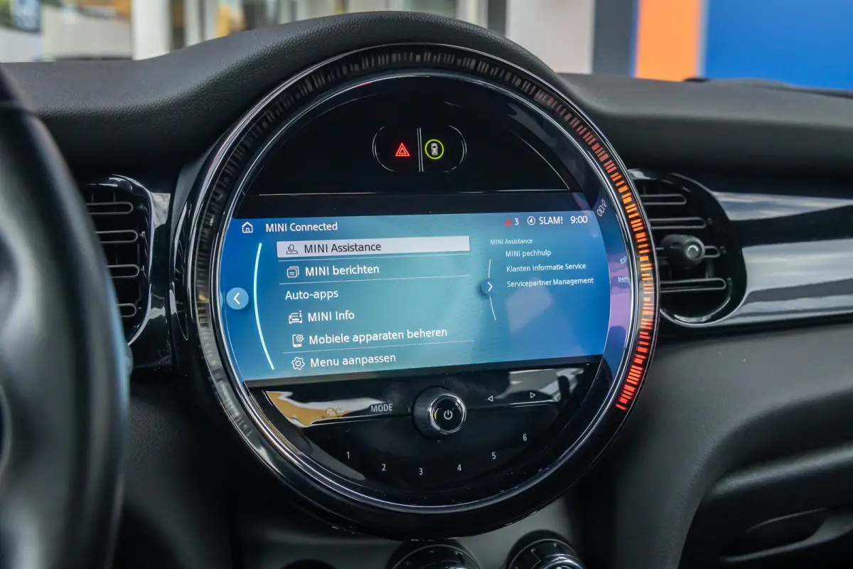 Business Edition 33 kWh | Apple Carplay/Android Auto | Keyless start | Stof/kunstlederen bekleding | Navigatiesysteem | Apple Carplay/Android Auto|telefoonintegratie premium | Extra getint g