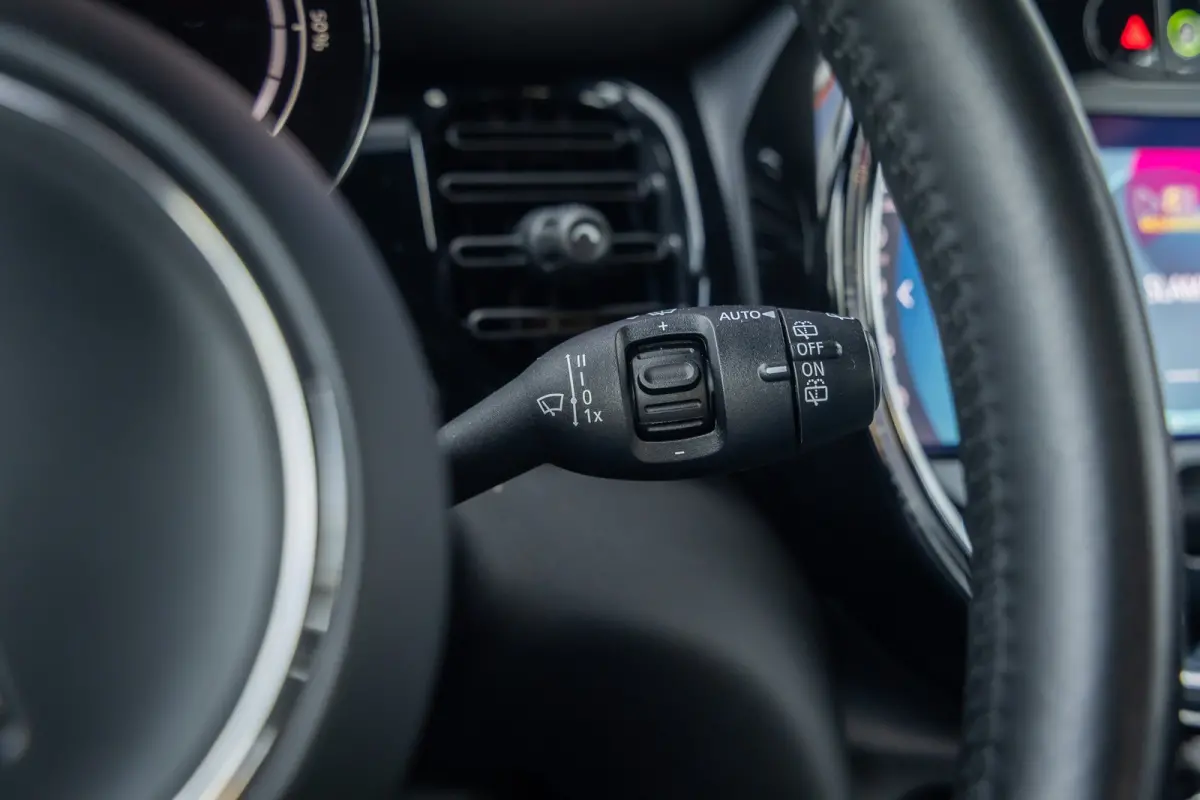 Business Edition 33 kWh | Apple Carplay/Android Auto | Keyless start | Stof/kunstlederen bekleding | Navigatiesysteem | Apple Carplay/Android Auto|telefoonintegratie premium | Extra getint g