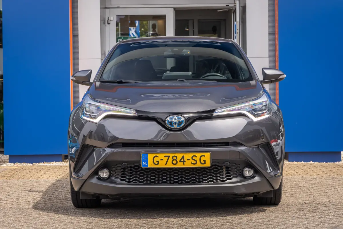 1.8 Hybrid Style Ultimate | Achteruitrijcamera | Dodehoek detectie | Cruise control adaptief | Keyless entry/Start | Full LED | Trekhaak | Achteruitrijcamera | Cruise control adaptief | Dode
